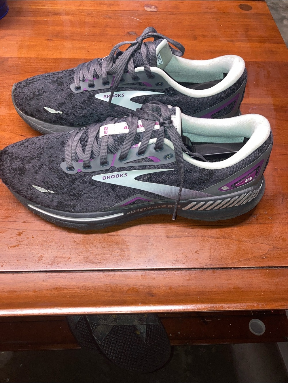 Brooks Adrenaline GTS 23 Womens Size 10.5 Black Athletic Running Shoes Sneakers